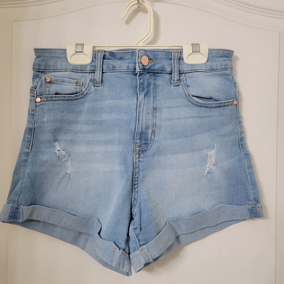 Kendall + Kylie Size 9/29 The Icon Short, Medium Light Wash Denim Shorts - Picture 1 of 11